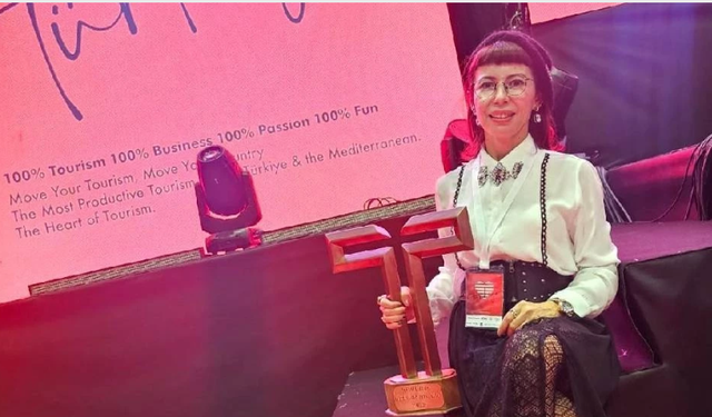 DAÜ mezunu Özkan, Turizm Tasarım Ödülü’ne layık görüldü