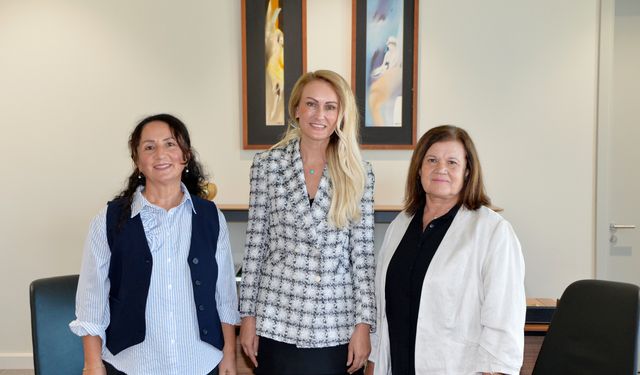 Nilden Bektaş Erhürman Akova Kadınlar Derneği ile bir araya geldi