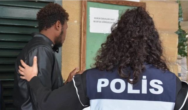 Ülkede 8 gün ikamet izinsiz yaşadı, ülkesine gitmek istediğini söyledi