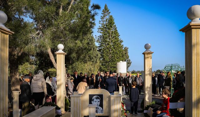 Kurucu irade’ye saygı: Prof. Dr. Mehmet Altınay kabri başında anıldı
