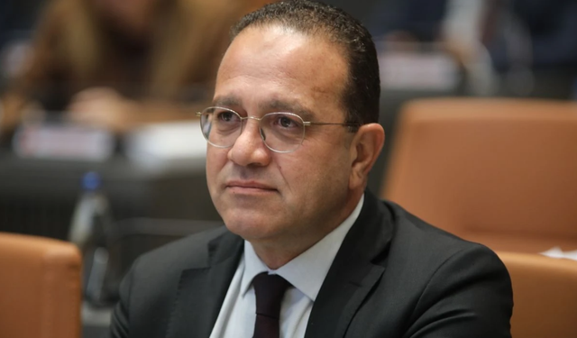 Sahali' den Arıklı'ya; "Sen ne işe yarıyorsun?