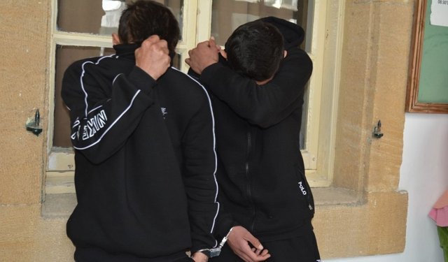 YDÜ’de uyuşturucuyla yakalanan iki zanlıya 7 gün tutukluluk