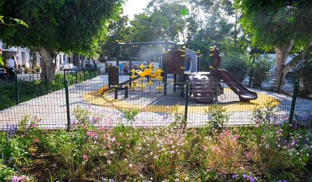 Derviş Paşa Otoparkı yanındaki mahalle parkı tamamlandı
