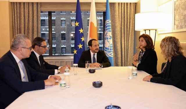 Hristodulidis ile Holguín New York’ta görüştü