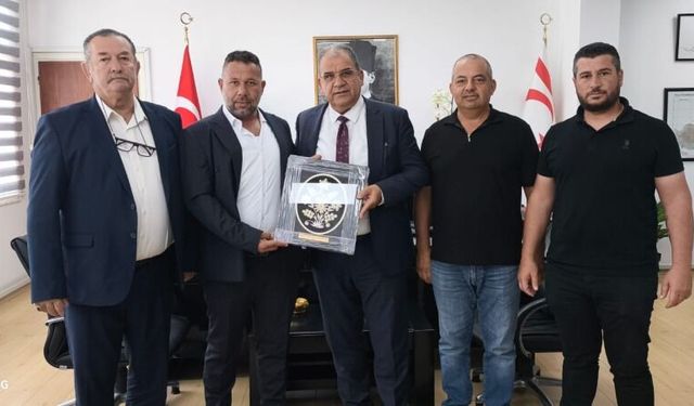 Sucuoğlu, Çiftçiler Birliği heyetini kabul etti