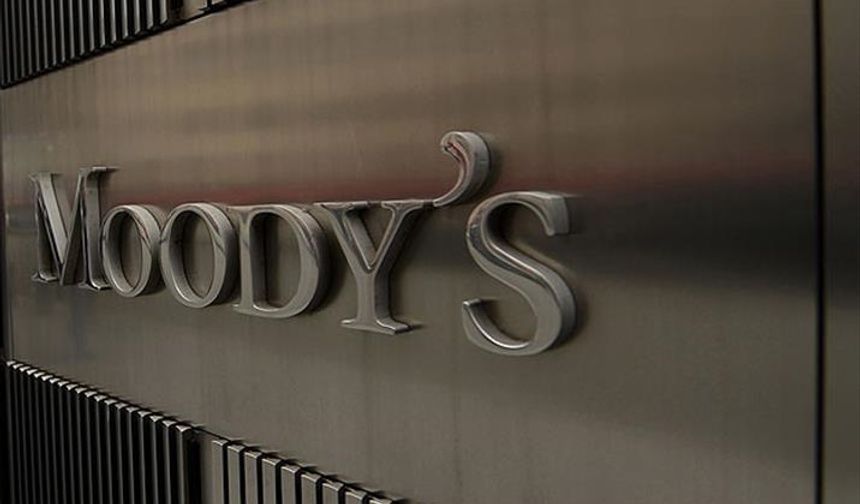 Moody's, ABD'nin kredi notunu düşürdü