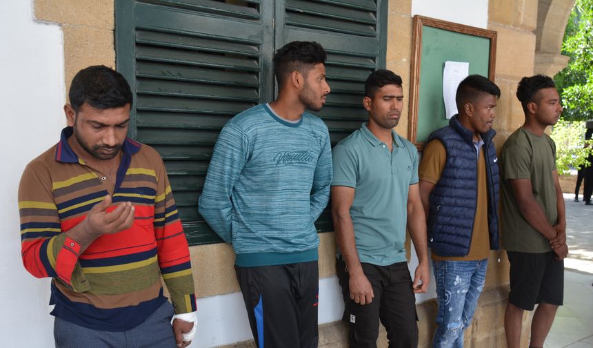 Gürültü şikayetine giden Polis 5 kaçak Bangladeşli yakaladı