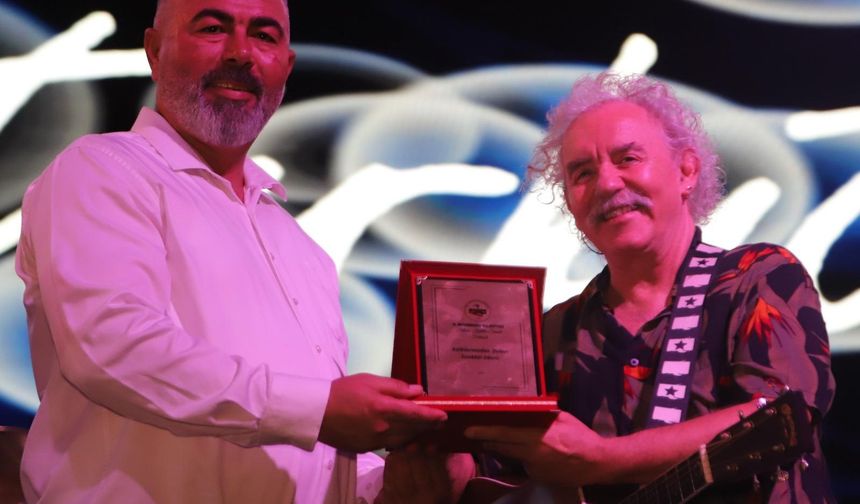 BEYARMUDU’NDA YENİ TÜRKÜ COŞKUSU: MÜZİK VE KÜLTÜR DOLU BİR GECE YAŞANDI