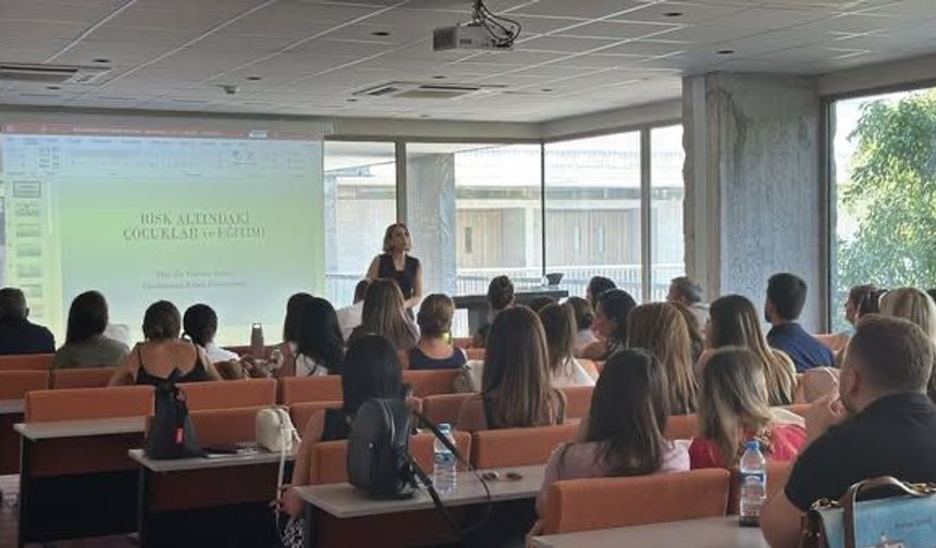 Öğretmenlere yönelik hizmet içi eğitim programı başladı