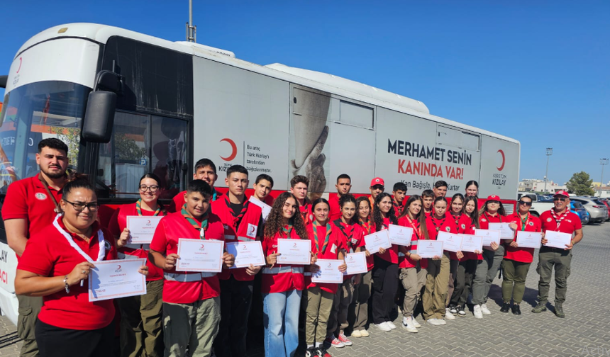 Kıbrıs Türk İzcilik Federasyonu ve Kıbrıs Türk Kızılayı’ndan kan bağışı etkinliği
