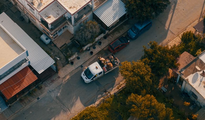 Gazimağusa'da mahalle bazlı kapsamlı temizlik devam ediyor