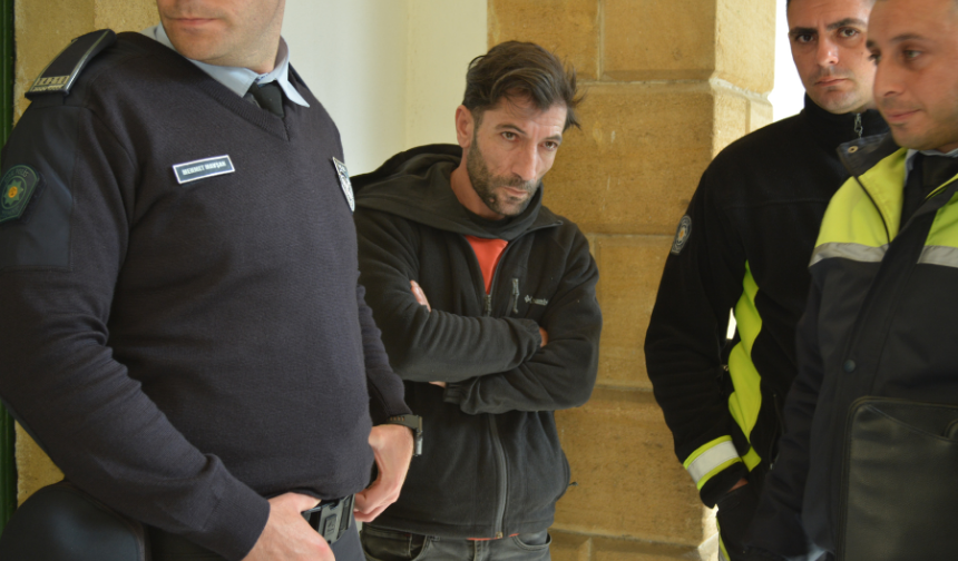 Lefke’de “Onaylanmamış Limandan KKTC'ye Giriş Yapmak" suçundan tutuklanan Serhat Keklik mahkemeye çıkarıldı.