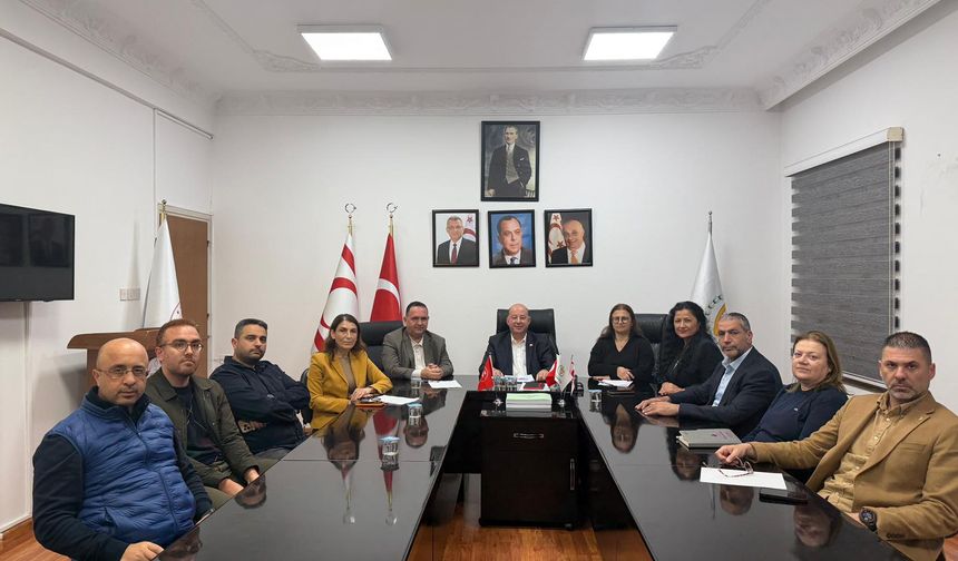 Sağlıkta tam mesai ve kamu hekim yasası için yol haritası belirlendi