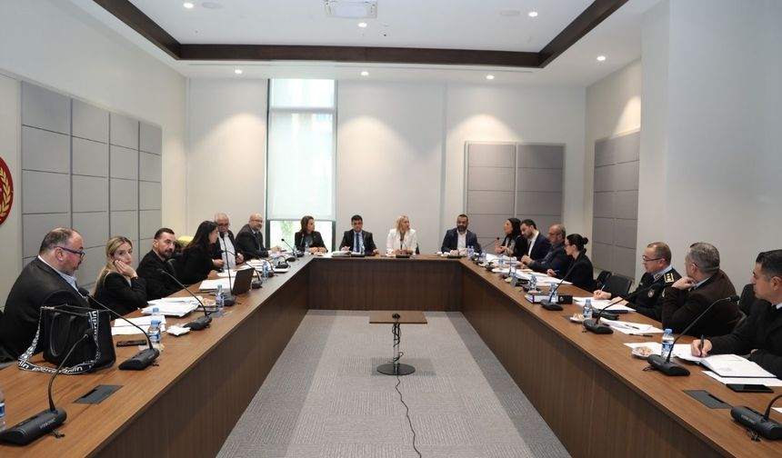 Hukuk, Siyasi İşler, Dışilişkiler ve Savunma Komitesi Ceza (Değişikik) Yasa Tasarısı’nı görüştü