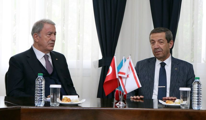 Dışişleri Bakanı Ertuğruloğlu, TBMM Milli Savunma Komisyonu heyetini kabul etti