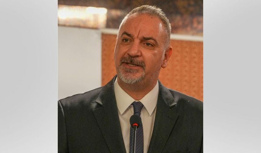 “Şiirin sesiyle barışı savunalım”