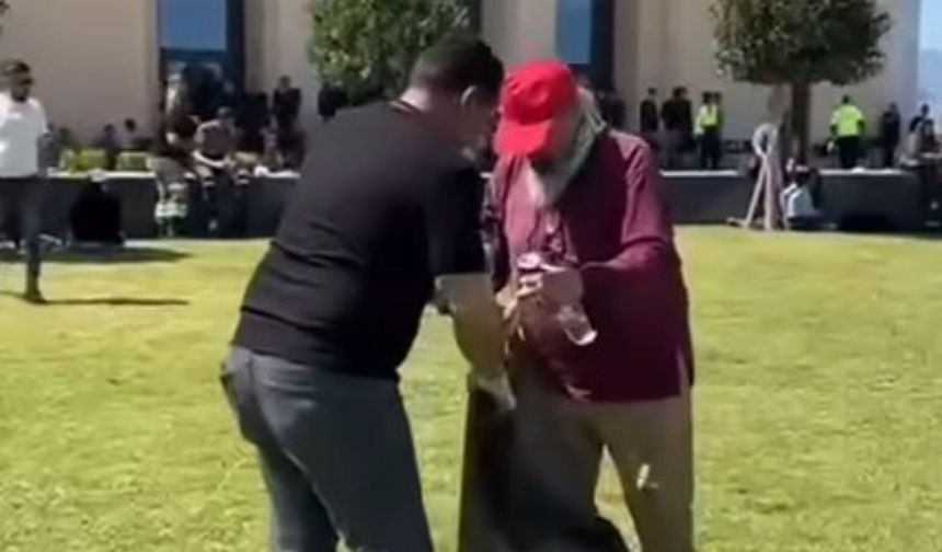 Hem Eylem Hem Temizlik: Meclis Bahçesindeki Çöpler Toplandı