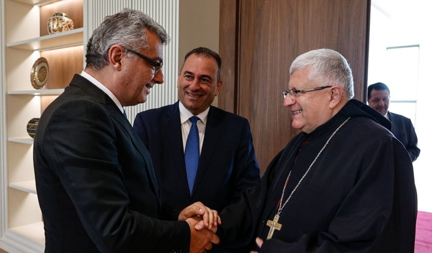Cumhurbaşkanı Erhürman, Maronit toplumu temsilcisi Moussa ve Başpiskopus Sfeir ile görüştü