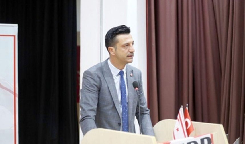 Büsküvütçü: "Çocuklar koltuğa oturmasın, koltuktakiler çocukların çaresizliğini hissetsin!"