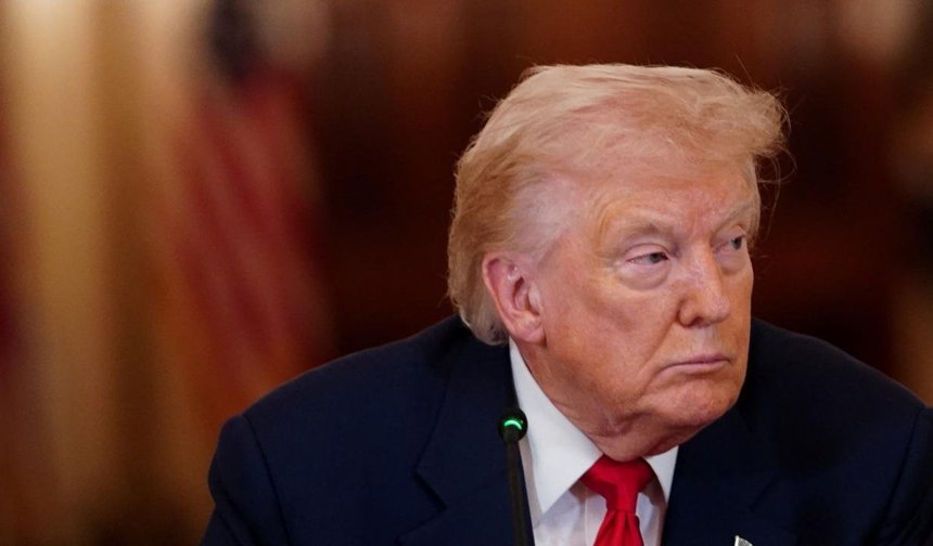 ABD Başkanı Trump, Çin'in, Hürmüz Boğazı'nın "kalıcı şekilde açılmasından" memnun olduğunu söyledi