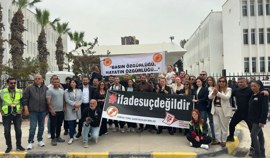 Sendikalardan Başbakanlık önünde eylem: “Yasa geri çekilmezse grev sürecek”