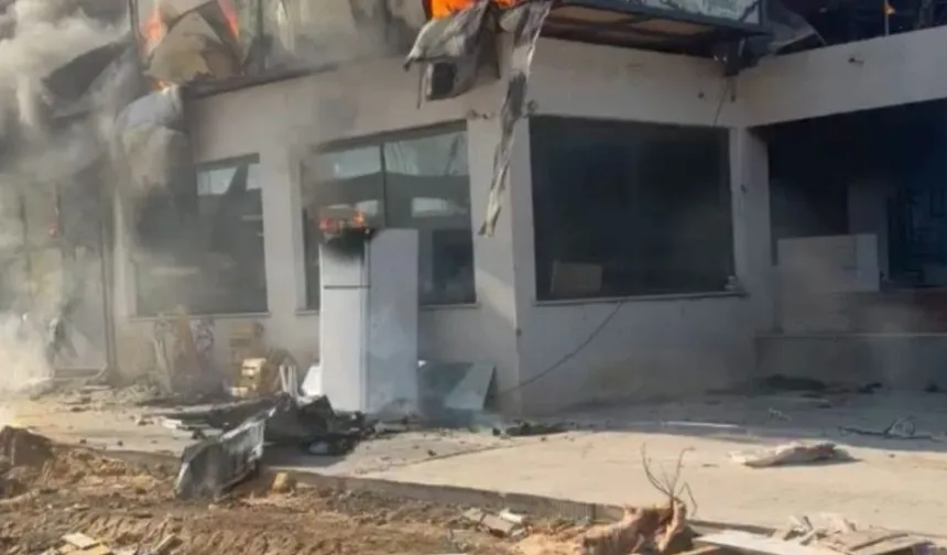 Yeniboğaziçi'nde mobilya atölyesinde yangın