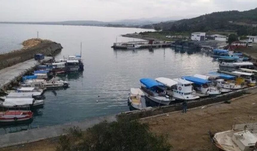 Yedidalga'da balıkçı teknesi battı