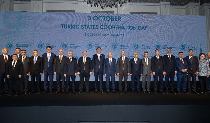 Ertuğruloğlu, İstanbul’daki TDT resepsiyonuna katıldı