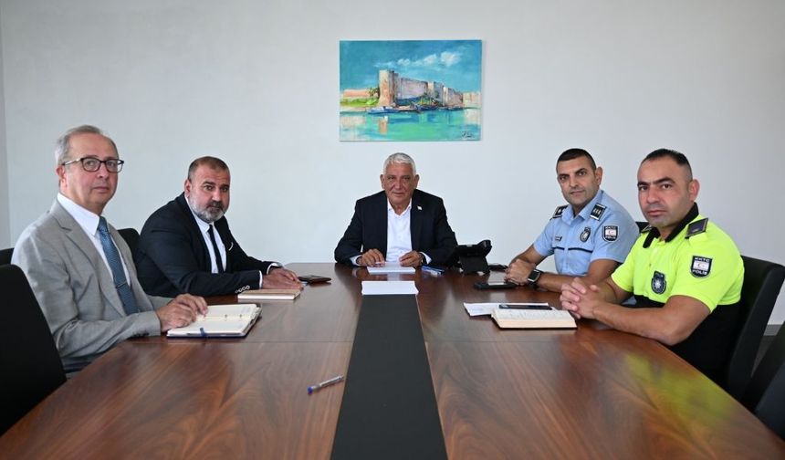 Güzelyurt'ta öğrencilerin ulaşımı masaya yatırıldı
