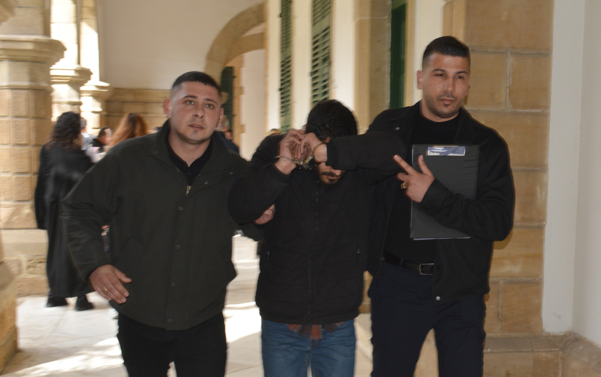 12 yaşındaki çocuğa istismar ve tehdit iddiası: Zanlıya 3 gün tutukluluk