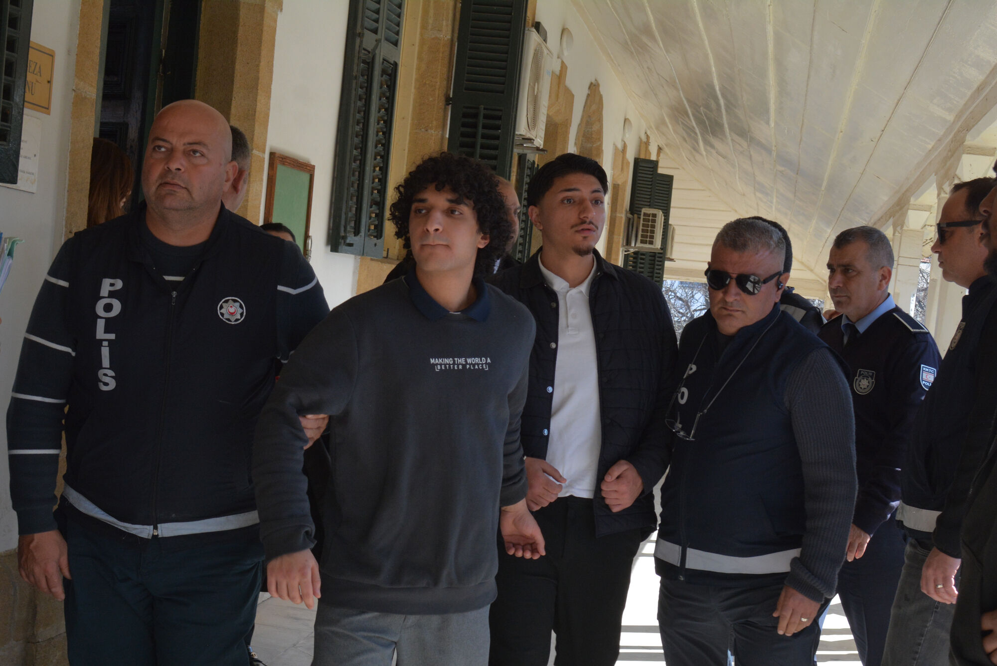 224 Gram Uyuşturucuya 3 Yıl Hapis, 15 Gramda Denetimli Serbestlik