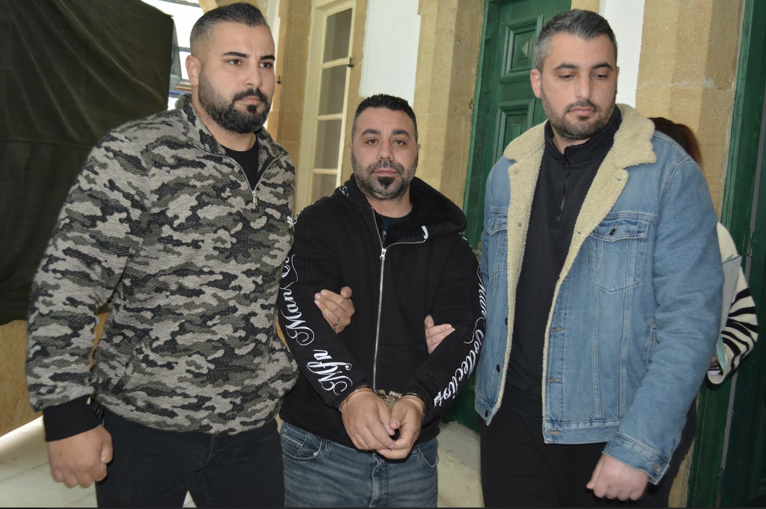 Bahçe Duvarındaki Pusuda Yakayı Ele Verdi