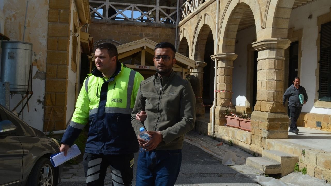 Haritayı takip etti askeri bölgeye girdi: 3 günü aşmayan süreyle cezaevine gönderildi