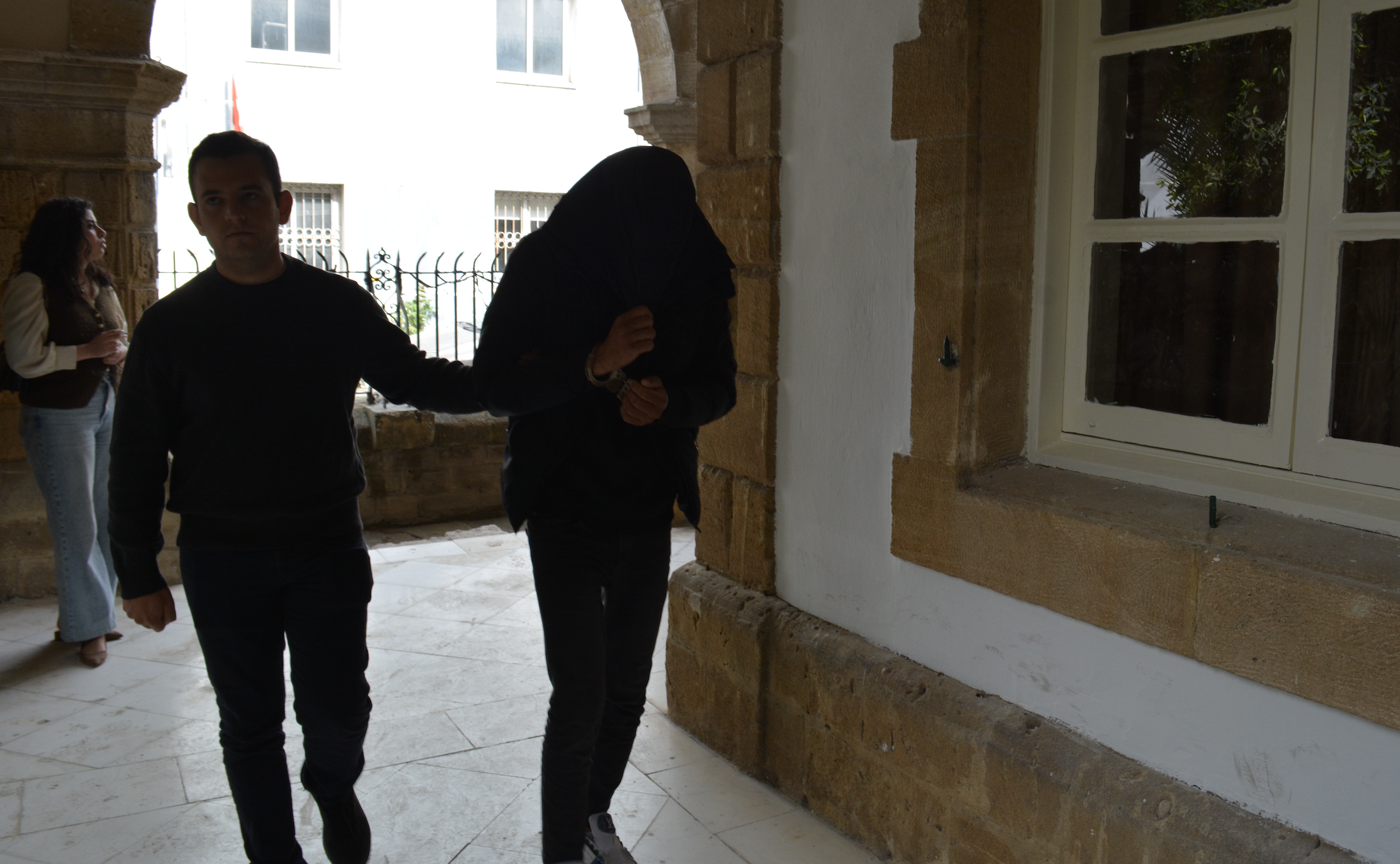 14 yaşındaki çocuğa cinsel istismardan tutuklanan zanlı mahkemeye çıkarıldı