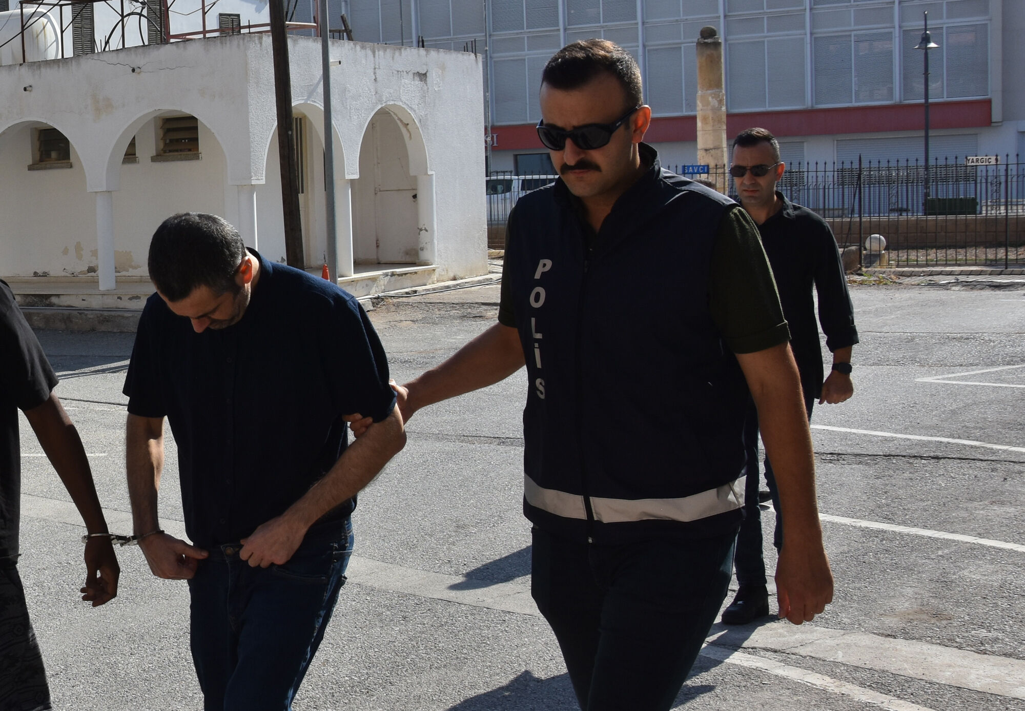 3 yıl sonra ülkeye döndü: Limanda tutuklandı